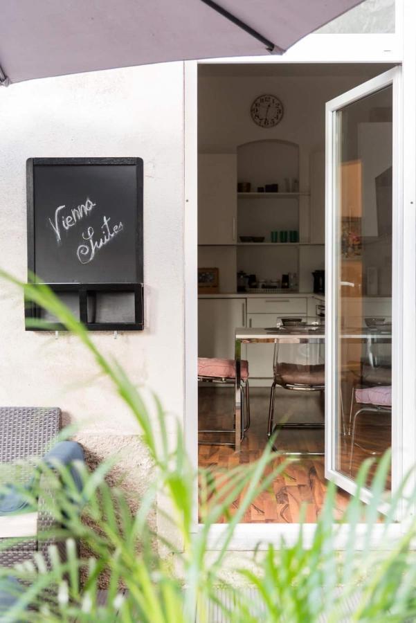 Luxurious And Spacious 5 Min Walk To City Center, 1-2 Appartement Wenen